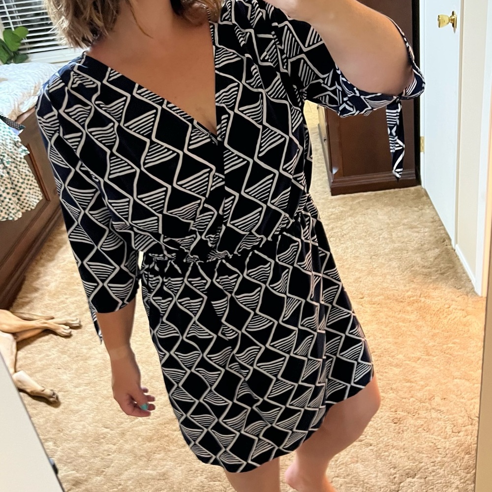 Old Navy Geometric Tie Sleeve Dress